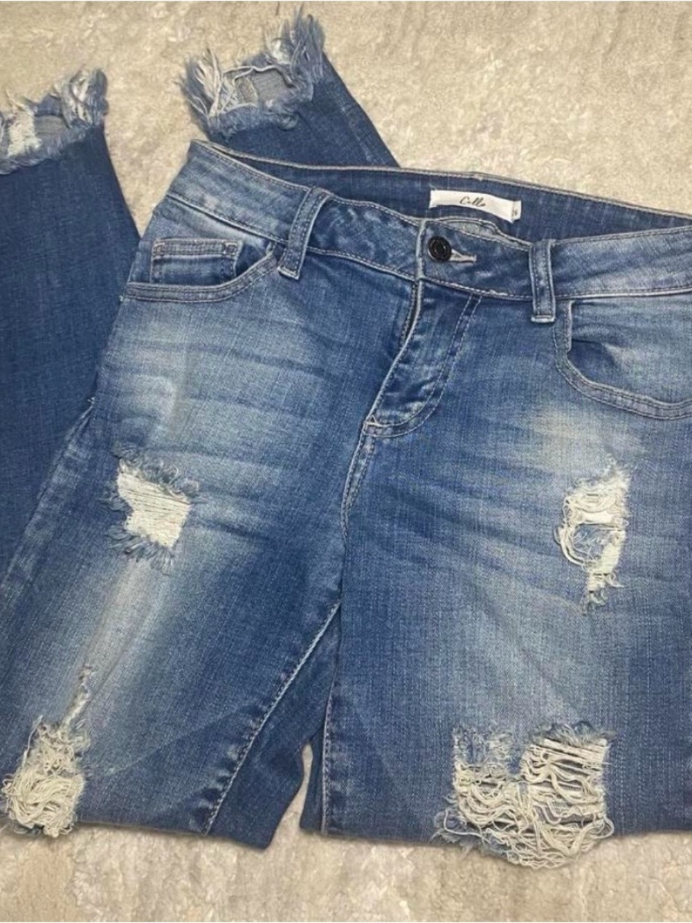 Cello Distressed Blue Ankle Jeans with Frayed Hem Womens 3/26